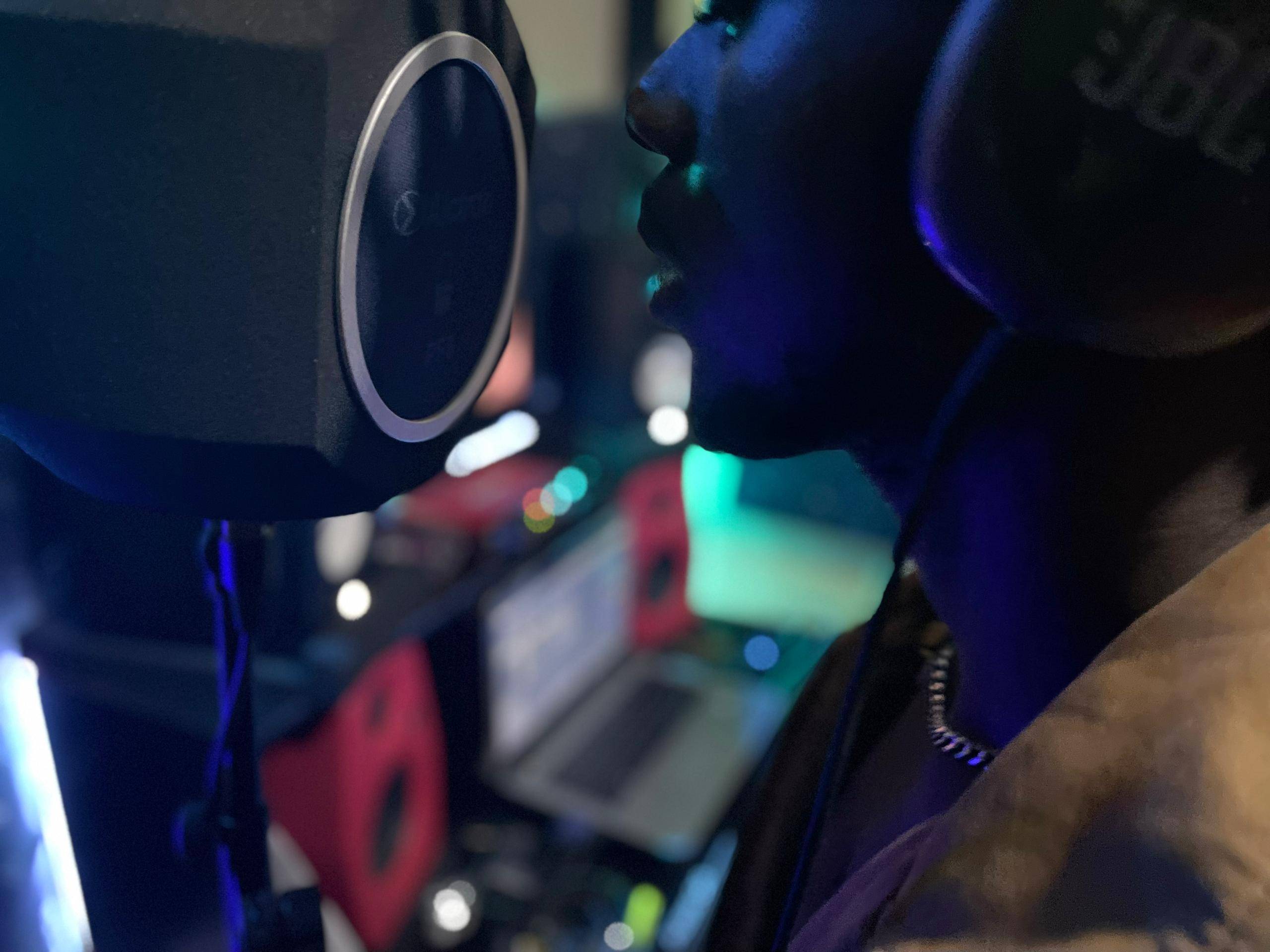 Macreamy Anthony Studios - Producer working on track