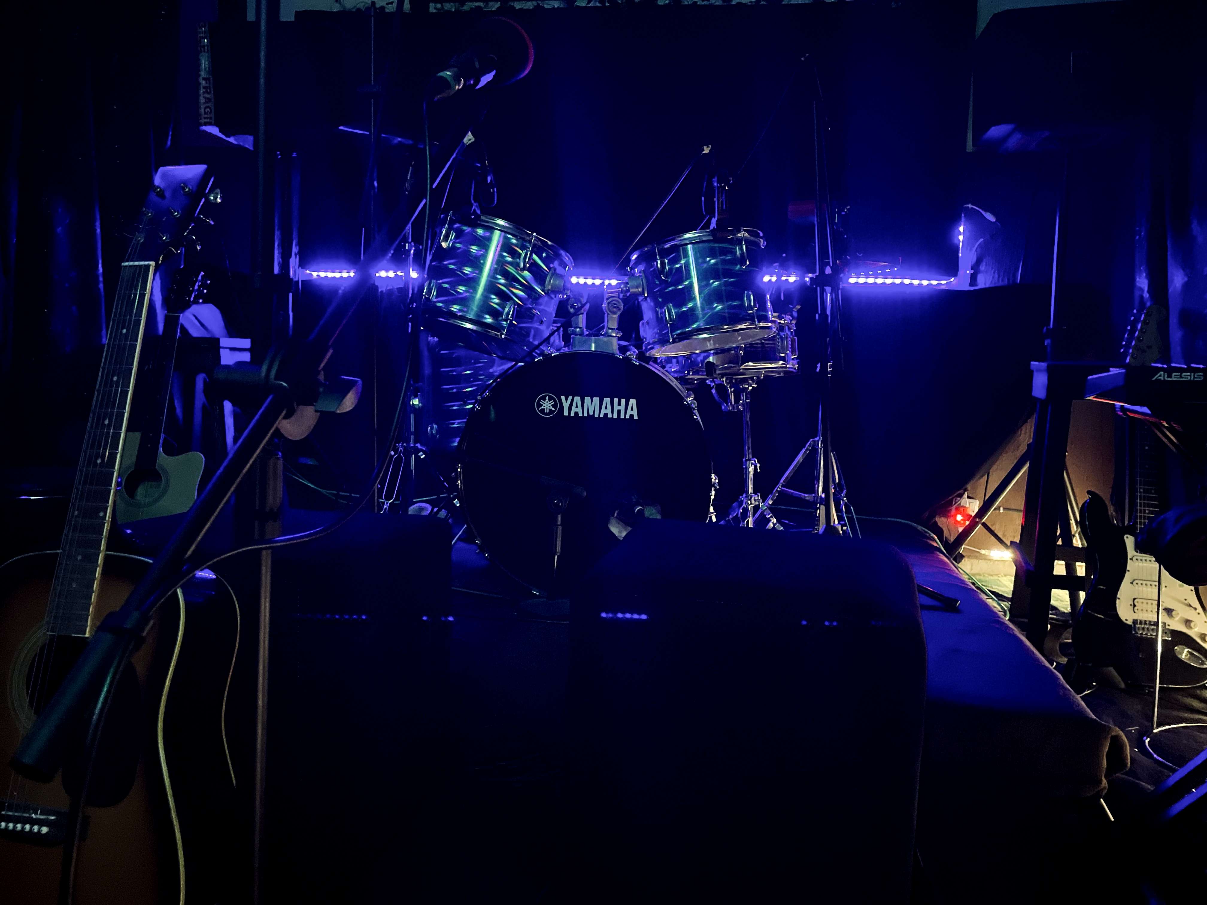 Macreamy Anthony Studios - Professional microphones and acoustics